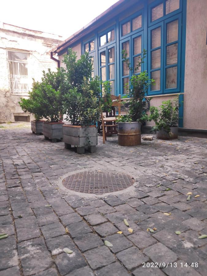 3 Heritage Rooms Tbilisi Buitenkant foto