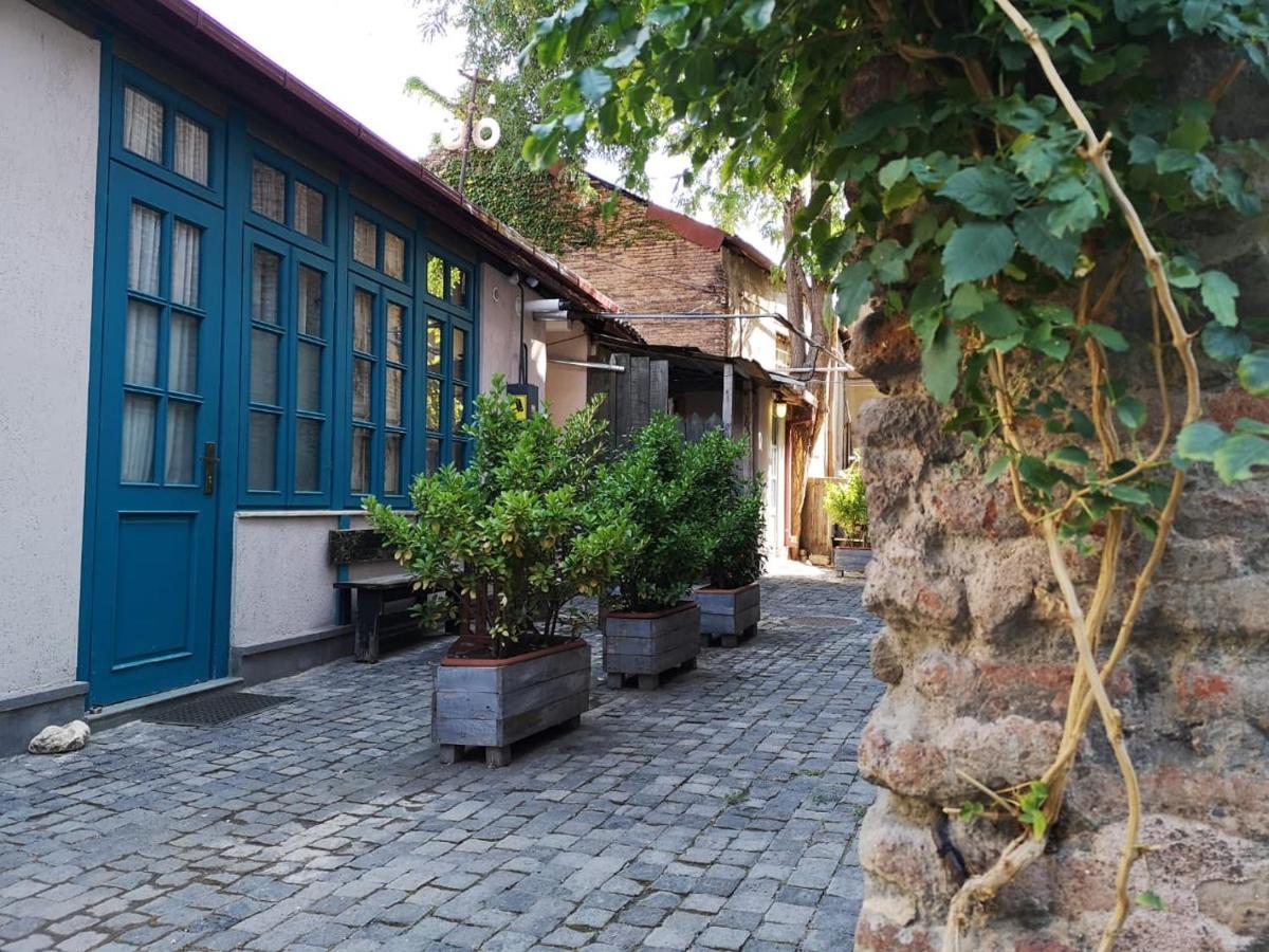 3 Heritage Rooms Tbilisi Buitenkant foto