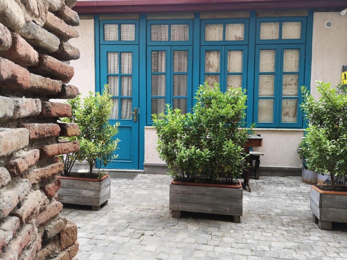 3 Heritage Rooms Tbilisi Buitenkant foto